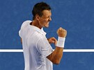 ANO! Tomá Berdych slaví postup mezi 16 nejlepích tenist na Australian Open.
