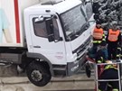 Nehoda nákladního auta ve Stíbe
