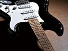 Claptonova slavná kytara Fender Stratocaster, zvaná Blackie (z knihy Chris...