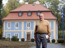 Karel Schwarzenberg. Souasn ministr zahrani a pedseda TOP 09 je podle