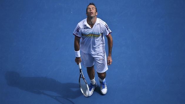 NESTAIL. Radek tpnek prohrl ve 3. kole na Australian Open s Djokoviem.