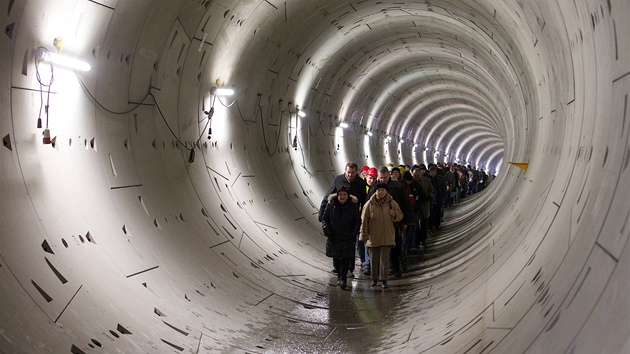 Den otevřených dveří budoucího úseku metra A (19. ledna 2013).