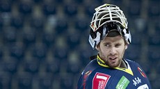 Liberecký branká� Marek Schwarz po prohraném utkání. 