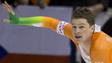 TO JE ON. Sven Kramer z Nizozemska vyhrál mistrovství Evropy v