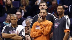 ZKLAMÁNÍ. Nenadená lavika Phoenix Suns. Sebastian Telfair, Luke Zeller,