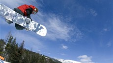 Snowboarding nejen v echách zaniká, shodují se znalci. Prkna stídají nové