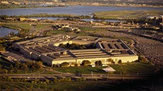 Autorem Pentagonu je architekt George Bergstrom. 