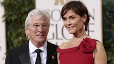 Richard Gere a Carey Lowellová  (Zlaté glóby, 13. ledna 2013)