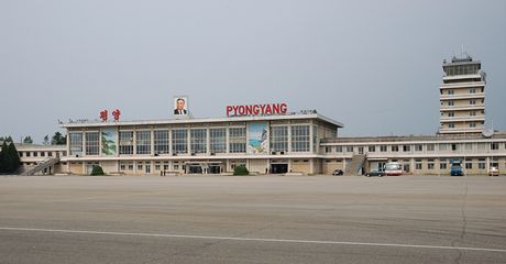 A do poátku ledna 2013 museli turisté opott letit v severokorejském Pchjongjangu bez vlastních mobil.