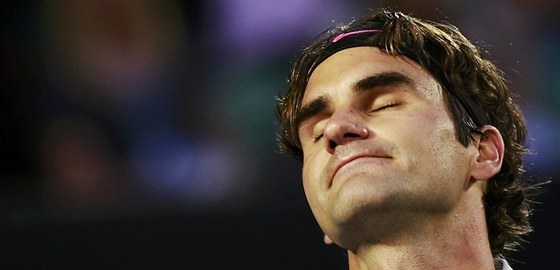 POD PALBOU. výcarský tenista Roger Federer je kvli neúasti v prvním kole Davisova poháru proti esku pod tlakem veejnosti.
