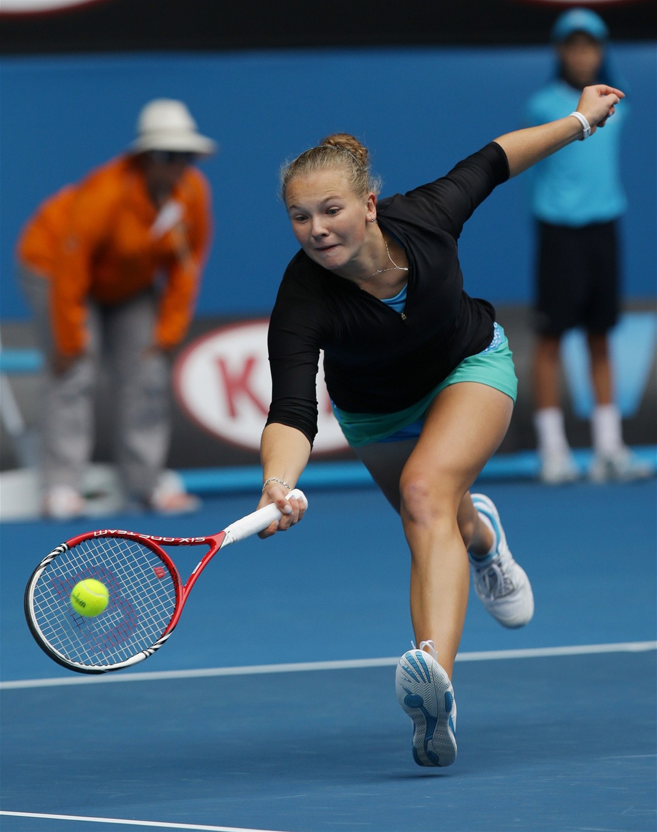 Loni se Kate�ina Siniaková na Australian Open probojovala do finále juniorské sout�e. Letos bude hrát v hlavní sout�i mezi dosp�lými.