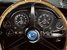 Aston DB5 z roku 1963 proslavil James Bond ve filmu Goldfinger, jezdil i v...