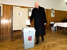 Václav Klaus pi druhém kole prezidentských voleb v Praze (25. ledna 2013)