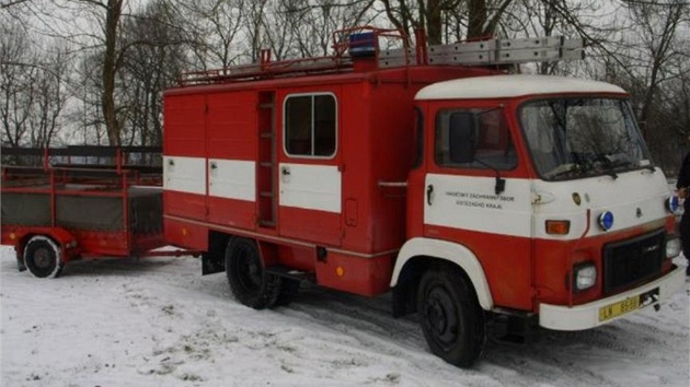 Do akce se krom mstnch policist zapojili i pslunci krajsk zsahov jednotky, psovod se psem vycvienm na vyhledvn utonulch, pon oddl a jednotky profesionlnch i dobrovolnch hasi.