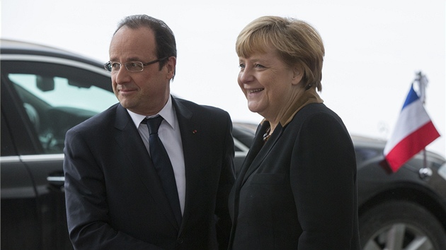 Nmeck kanclka Angela Merkelov a francouzsk prezident Francoise Hollande na setkn k 50. vro podpisu Elysejsk smlouvy o spoluprci obou zem.