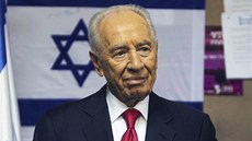 Izraelský prezident imon Peres u voleb (22. ledna 2013)