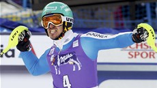 VÍT�Z. Felix Neureuther se raduje ze svého triumfu po dojetí druhého kola