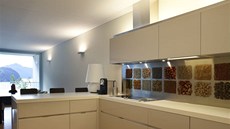 Mezi dv� skla lze zatavit r�zné typy materiál�, motivy zále�í jen na majiteli.