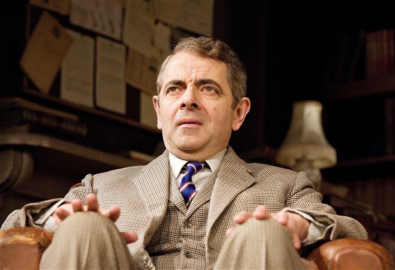 Rowan Atkinson v divadelní he Quartermaine's Terms (Quartermaineovy podmínky)