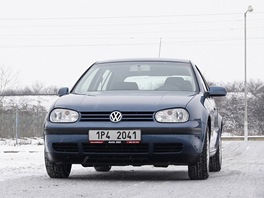 VW Golf čtvrté generace z roku 2003
