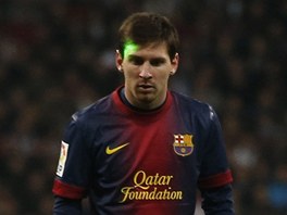 Lionel Messi z Barcelony coby ter laserovho paprsku. Takto se argentinskho