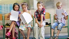 Pedávání vysvdení na Základní kole Matiní v Moravské Ostrav.