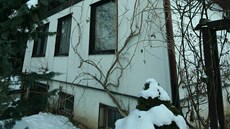 Radka s Vladimírem po marném hledání velkého bytu koupili u Prahy devostavbu z