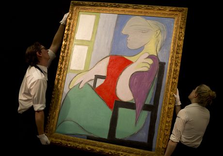 Pablo Picasso: ena, sedící u okna