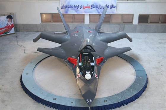 Nový Íránský letoun Káhir 313 (Qaher-313; F-313) má velmi netypický vzhled a...