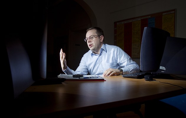 Budování kultu moderátorské osobnosti? Změna na židli Václava Moravce by mohla televizi prospět