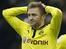 DRBE SI HLAVU. Jakub Blaszczykowski, polský fotbalista Dortmundu, pedvádí