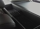 Chevrolet Cruze SW - vanika za opradly zadních sedadel