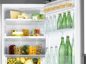 Nová kombinovaná chladni�ka s mrazákem dole (RB31) nabízí poli�ky Easy Slide,