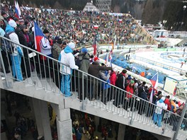 Fanouci na MS v biatlonu v Novm Mst na Morav.