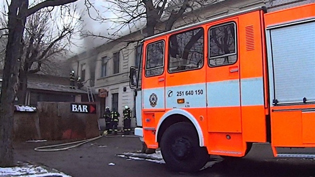 V hotelu Kazín v Černošicích znovu hořelo (8. února 2013).