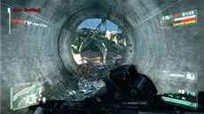 Crysis 3 nabízí povedený mód Hunter, který sází na asymetrii tým.