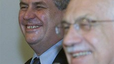 PEDASNÉ VOLBY KONÍ "OPOSMLOUVOU" - Smlouva o vytvoení stabilního