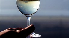 Sout�ícím p�álo po�así, p�esto je v�ak v obli�eji �típal mrazivý vzduch. Ve...