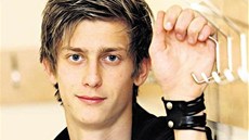 MLÁDE�NICKÝ REPREZENTANT. Zlínský fotbalový zálo�ník Roman Macek je kapitánem