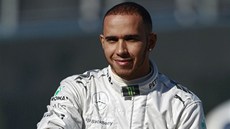 Lewis Hamilton v barvách Mercedesu.