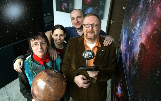 Výzkumnému týmu hvzdárny na Kleti se podailo objevit tisíc planetek. Na