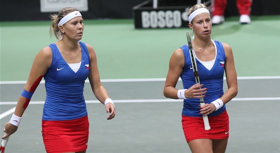 Lucie Hradecká (vlevo) s Andreou Hlavákovou