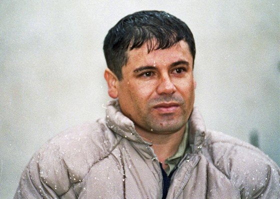 Snímek Joaquína Guzmána ped útkem z vzení v roce 2001. 