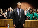 Jihoafrický bec s amputovanýma nohama Oscar Pistorius se opt objevil u