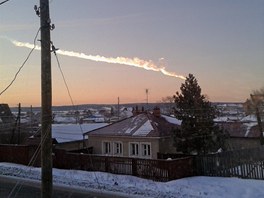 Na snmku je zachycen meteorit, kter proletl blzko rusk vesnice Boloje...