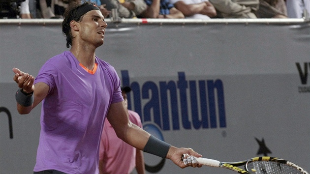 NO TAK.. panlsk tenista Rafael Nadal ve finle turnaje ve Via del Mar.