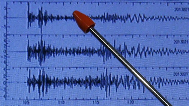 Detail zznamu z japonskho seismometru (12. nora 2013)