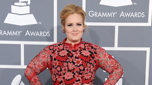 Adele na cench Grammy za rok 2012