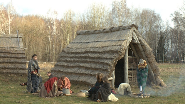 Keltsk archeopark v Nasavrkch by ml stt pes 18 milion korun, ale rok a pl se nestavlo. Pesto je pnm autor projektu mt hotovo do konce tohoto roku.