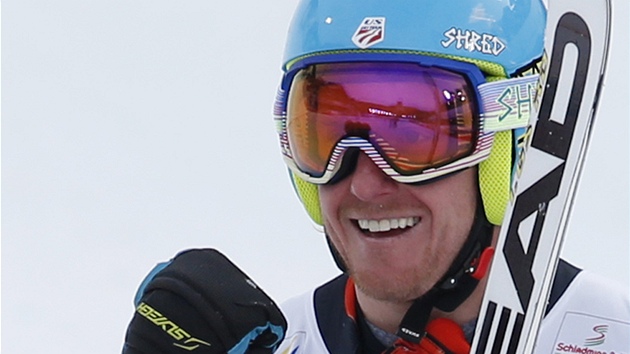 Ted Ligety slav na MS alpskch lya ve Schladmingu u tet zlato. Amerian ovldl i ob slalom.